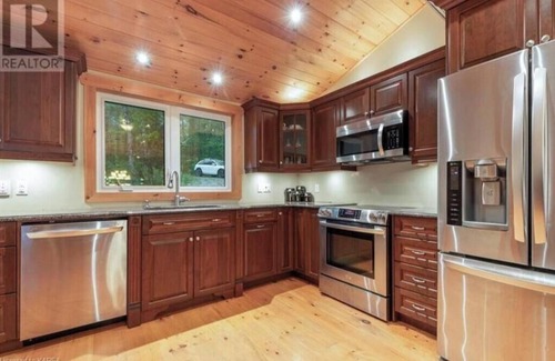 Parham Cottage | Winter Wonderland! Summer cottage that is also great in the winter.