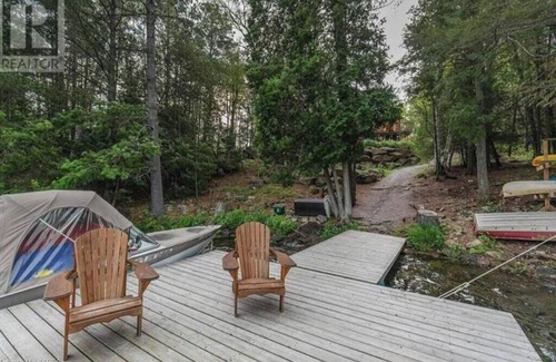 Parham Cottage | Winter Wonderland! Summer cottage that is also great in the winter.