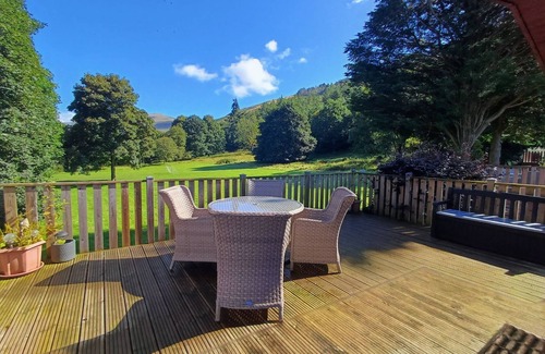 Troutbeck Cabin | Winterfell Lodge - a holiday lodge that sleeps 4 guests in 2 bedrooms