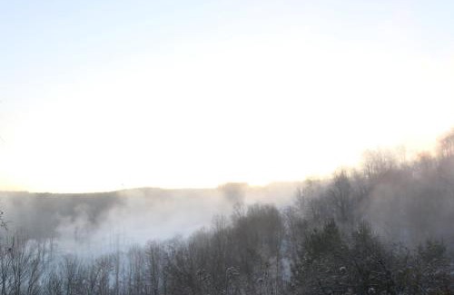 Ghent Apartment | Winterplace Condos - Ski in Ski out E104