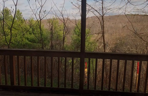 Ghent Condo | Winterplace D106 Ski in Ski Out Condo First Floor