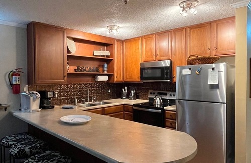 Ghent Condo | Winterplace Ski in Ski Out Condos 3Br/2Ba 3rd floor sleeps 8