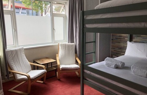 Riverside House | WiseStay