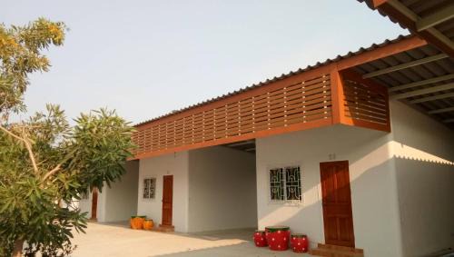 Wiset Chai Chan Resort | WISET SABAI RESORT