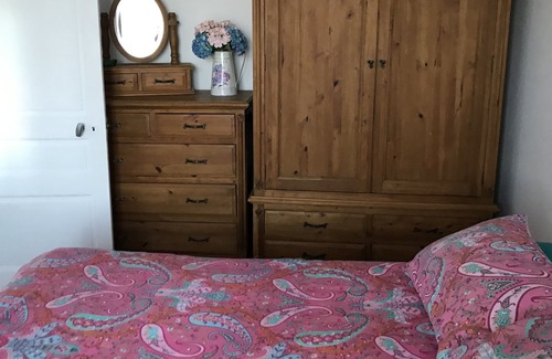 Dompierre-les-Eglises Apartment | Wisteria Cottage suitable for 3 adults.