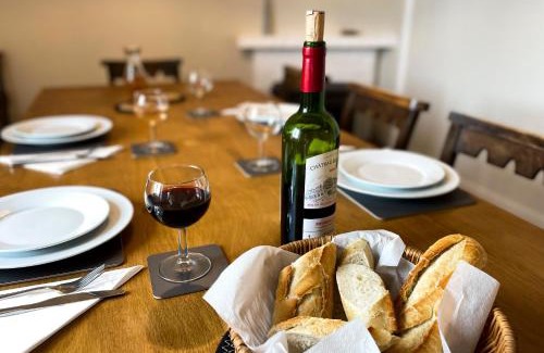 St Denis de Gastines House | Wisteria Gites