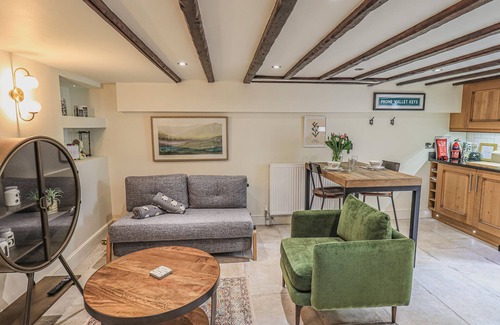 Grasmere Cottage | WISTERIA, pet friendly, with open fire in Grasmere
