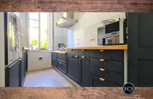 Tours House | With (large) family or friends!