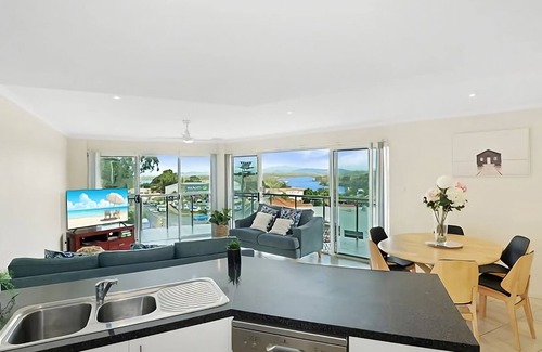 Nambucca Heads Apartment | With stunning ocean views and open living, enjoy the coastal lifestyle of Beauty on Bowra.