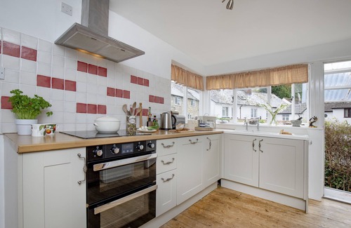 Beer Cottage | Withycombe is a beautifully presented dog-friendly terraced cottage for six guests