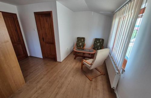 Singeorgiu de Mures House | Wolf Apartments