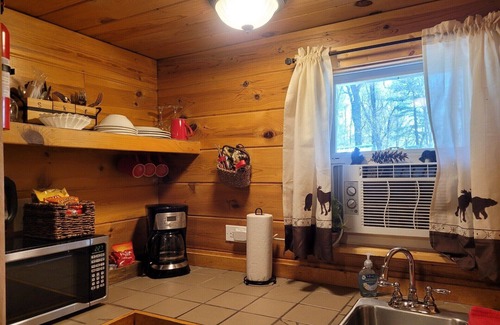 Wellston Hotel | Wolf Den at The Black Bear Inn! Satellite, WiFi, Near River & Hiking Trails!