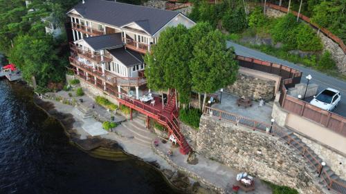 Wollaston Villa | Wollaston Castle