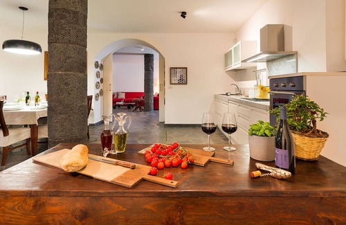 Castiglione di Sicilia Villa | Wonderful private villa for 8 guests with private pool, WIFI, A/C, TV, terrace and panoramic view