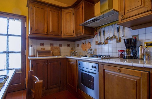 Coreglia Antelminelli House | Wonderful private villa for 4 people with WIFI, A/C, TV, terrace, pets allowed and parking