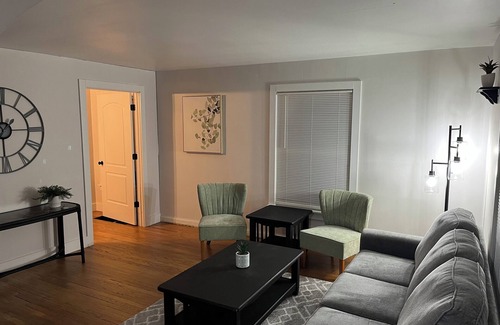 Niles House | Wonderful 3-bedroom house with AC in charming Niles