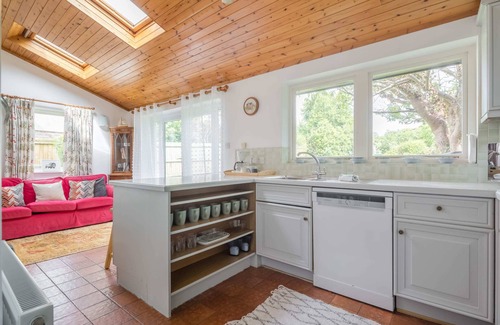 Cambridge House | Wonderful 4 Bed House with Garden nr City Centre