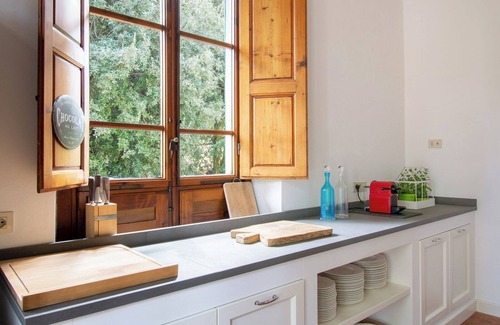 Oltrarno Apartment | Wonderful apartment in Villa with nice garden and terrace. Lovely neighborhood