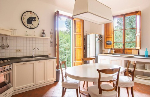 Oltrarno Apartment | Wonderful apartment in Villa with nice garden and terrace. Lovely neighborhood