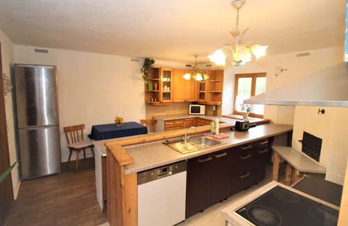 Neustift bei Gussing House | Wonderful private villa for 5 guests with WIFI, TV, terrace, pets allowed and parking