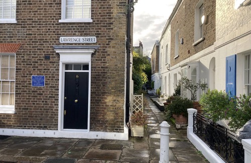 Chelsea Riverside Apartment | Wonderful Chelsea Flat, 2 Bedrooms, 2 Bathrooms