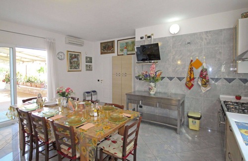 Montelupo Fiorentino Villa | Wonderful villa with WIFI, A/C, private pool, TV, terrace, pets allowed and panoramic view
