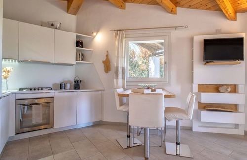 Santa Reparata House | Wonderful private villa for 6 people with WIFI, A/C, private pool, TV and terrace