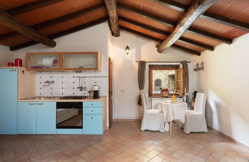 Borgo San Lorenzo Villa | Wonderful private villa for 8 people with WIFI, private pool, TV, pets allowed and parking
