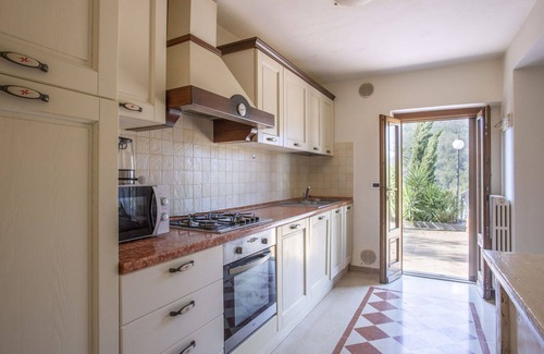 Monsummano Terme Villa | Wonderful private villa with hot tub, private pool, WIFI, TV, terrace, pets allowed and parking