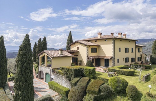 Massa e Cozzile Villa | Wonderful private villa with A/C, WIFI, private pool, sauna, hot tub, TV, patio and panoramic view