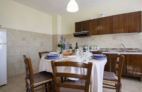 Montefegatesi House | Wonderful private villa with WIFI, private pool, TV, patio, pets allowed, panoramic view and par.