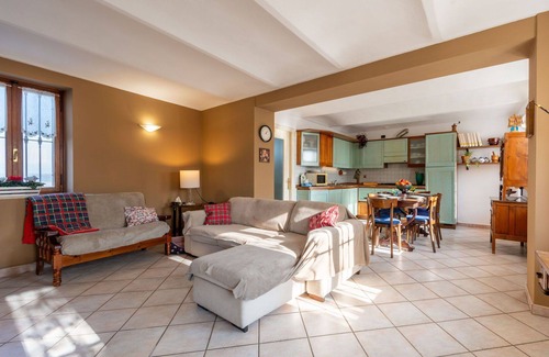 Rocca D'Arazzo House | Wonderful private villa for 6 guests with private pool, WIFI, TV, patio and pets allowed