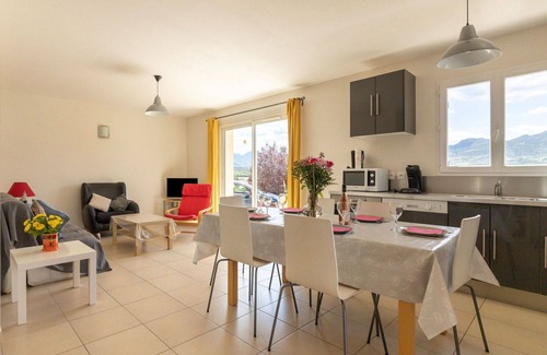 Sainte-Jalle House | Wonderful private villa for 6 guests with WIFI, private pool, TV, terrace, pets allowed and park.