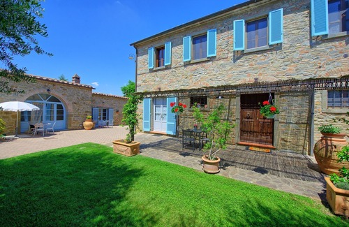 Fratticciola Villa | Wonderful private villa with A/C, hot tub, private pool, WIFI and panoramic view, close to Cortona