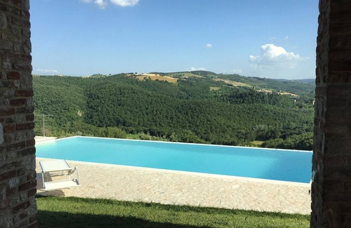 San Venanzo Villa | Wonderful private villa for 8 guests with WIFI, private pool, TV and panoramic view
