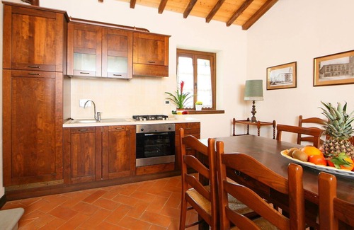 Sansepolcro Villa | Wonderful private villa with WIFI, private pool, hot tub, TV, patio, pets allowed and parking