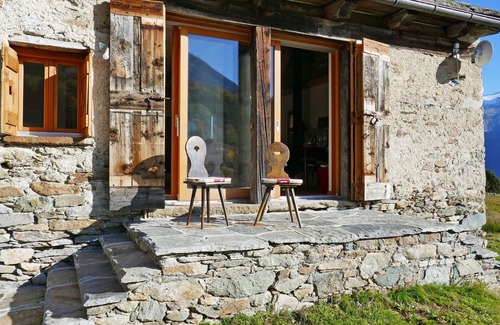 Acquarossa House | Wonderful private villa for 4 people with WIFI, TV, terrace and pets allowed