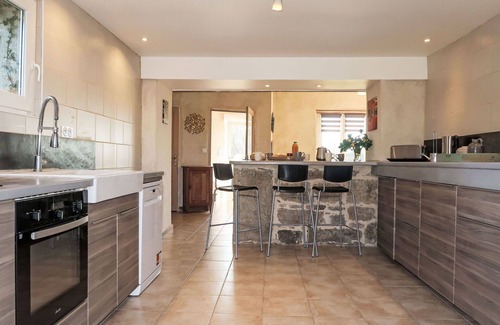 Trevou-Treguignec Villa | Wonderful private villa for 10 guests with WIFI, TV, terrace and pets allowed