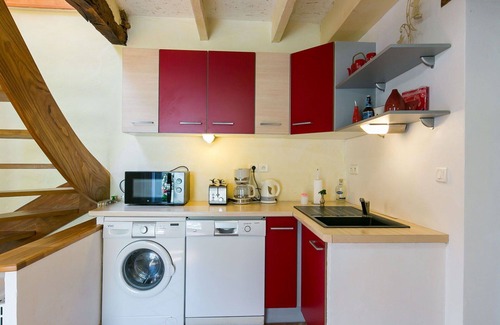 Saint-Jean-du-Doigt Villa | Wonderful private villa for 2 people with WIFI, TV, patio and pets allowed