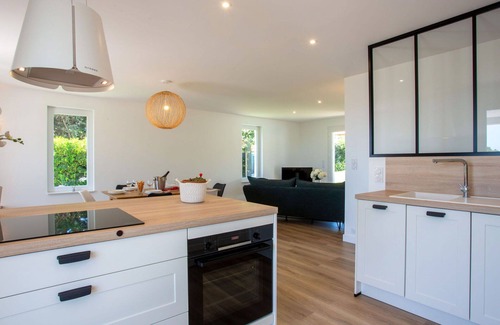 Prefailles House | Wonderful private villa for 6 guests with private pool, WIFI, TV and terrace