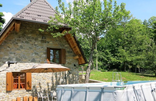 Sillano House | Wonderful private villa for 4 people with private pool, WIFI, TV, terrace, pets allowed and park.