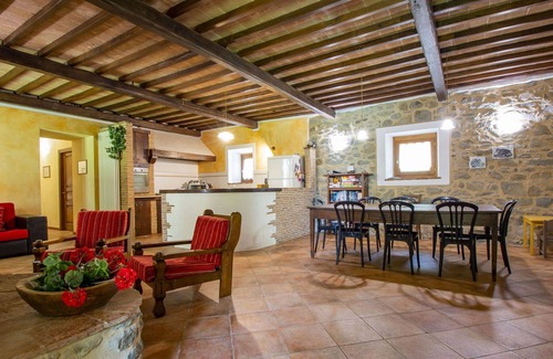 San Romano in Garfagnana Villa | Wonderful private villa for 10 people with private pool, WIFI, TV, terrace and pets allowed