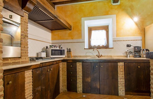 San Romano in Garfagnana Villa | Wonderful private villa for 10 people with private pool, WIFI, TV, terrace and pets allowed