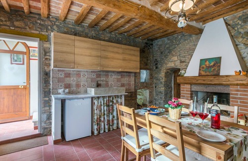 Santa Luce House | Wonderful private villa for 6 guests with WIFI, A/C, TV, patio and parking