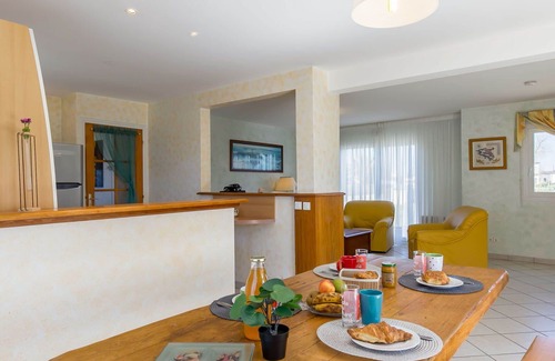 Berven House | Wonderful private villa for 5 people with WIFI, TV, terrace and pets allowed