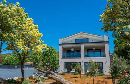 Viskovici Villa | Wonderful private villa with WIFI, private pool, A/C, hot tub, TV, terrace, panoramic view, parking