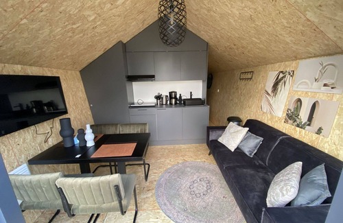 Willemsdorp House | Wonderful private villa for 4 guests with WIFI, TV and terrace