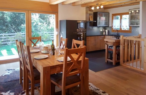 Leytron House | Wonderful private villa for 8 guests with WIFI, TV and terrace