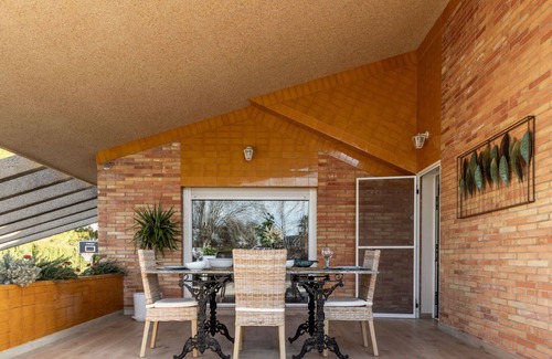 Riumar Villa | Wonderful private villa with WIFI, A/C, private pool, TV, patio, pets allowed and parking