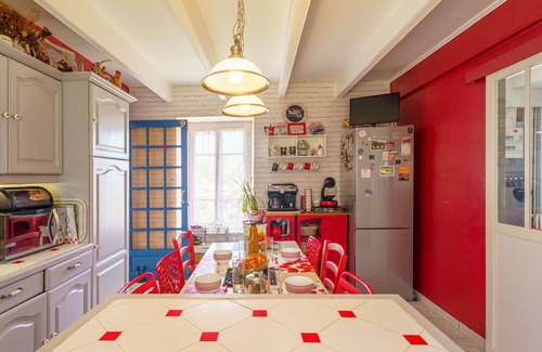 Primelin House | Wonderful private villa for 10 people with WIFI, TV and terrace